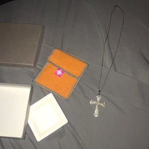 Brand new necklace with cross pendant